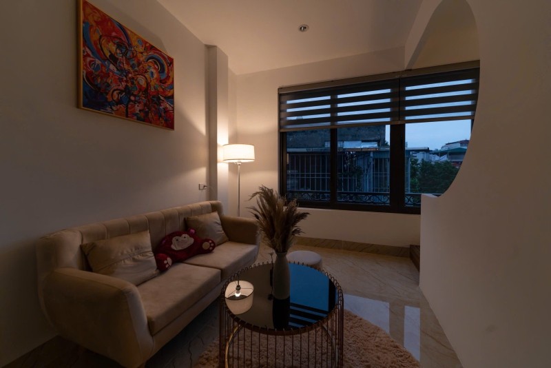 Bán Nhà Ngõ 158 Ngọc Hà 55m², 8 Tầng, Dòng tiền 100Tr